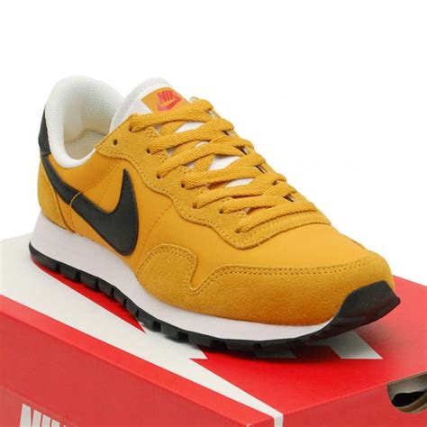 nike air pegasus 83 schwarz gold|Nike Air Pegasus 83 vintage.